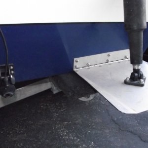 Media 'Notice boat sitting too far forward on trailer bunk' in album 'Notice boat sitting too far forward on trailer bunk'