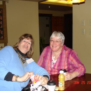Linda, C-brats travel 
agent and Lisbeth, owner
of 'SENSEI' & 'SERENITY'