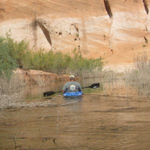 Russ Paddling Back Down from End of Oak Canyon 9-19-09.Sized