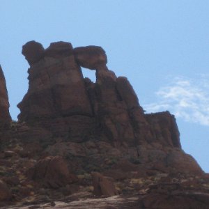 Rooster Arch at Entrance to Long Canyon 9-19-09.Sized