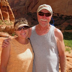 Toni and Russ on Way to Defiance House at Forgotten Canyon 9-15-09.Sized