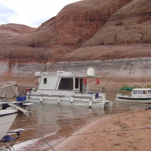Becky Thatcher, the houseboat from Houston