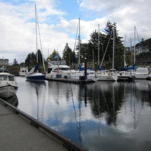 Cascade Locks - Moored