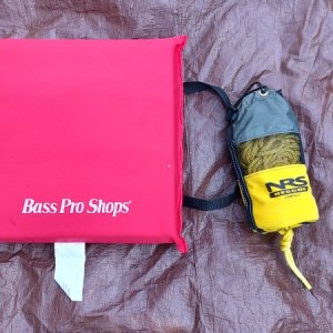 Throwable-Life-Floats