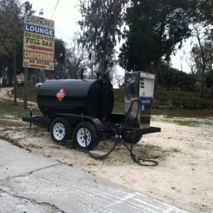 Media 'Other than the town of Suwannee on the Gulf, this was the only fuel available. Ellie Ray's is on the Santa Fe just east of the Suwannee.' in album 'Suwannee to Fanning Springs'