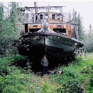 (Hunkydory) 1926 Yukon River dry dock