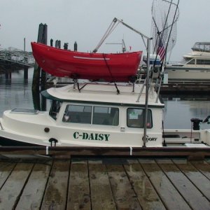 Version 1.1  Longer base for the Garhauer lifting davit.