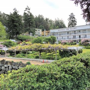 Media 'Roche Harbor resort' in album 'Departing the marina after work Thursday night to head to the FHCBGT. Brought the bike to try and explore the island.'