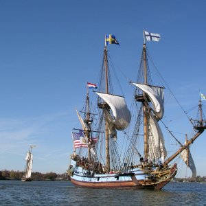 Media 'Kalmar Nyckel (Delaware) c. 1637/1998.' in album 'Schooner Sultana 1768/2001- home port Chestertown http://www.schoonersultana.com/.'