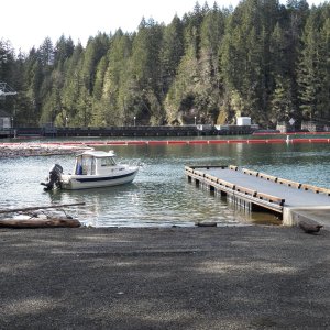 Media 'Lake Kokanee boat launch right next to the dam and power house' in album 'Lake Kokanee boat launch right next to the dam and power house'