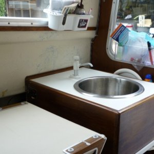 Media 'installed a sink in the pearl' in album '1984 classic'