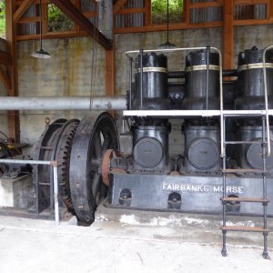 225 hp generator