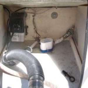 Live Baitwell overflow; New Rule Automatic Bilge Pump and Hydraulic Motor for Trim Tabs