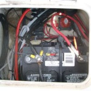 Media 'New Starting Battery' in album '2006 19' C-Dory'