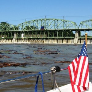 Below lock 9 in record July levels