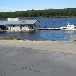 Guttenberg gas dock