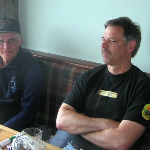 Dave and Alan Olson in pub at Shearwater 6-14-06