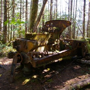 Media 'Old tractor on the walk to the lake from Grace Harbor.' in album '20210828 103552'