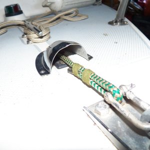 To compensate for a lack of chain, I used lead-filled line.  This is the same line as used on the bottom of a gill net.  Available in different weights, this is some of the lighter stuff, but still drops "like lead."