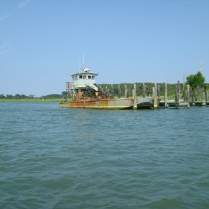 Media 'Oyster Barge' in album 'Cape Charles Light'