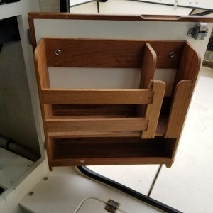 Teak plate and cup rack