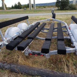 2005 King Trailer
(newly carpeted)
View of sling slots