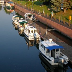 (CTYankee) Lined up in Newark on a perfect evening