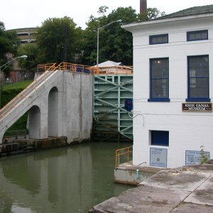 (CTYankee) Interesting view of Lock 34 and the Erie Canal Museum