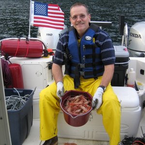 Media '5-hour soak, 124 spot shrimp' in album 'Raised helm seat 4 inches, added drawer'