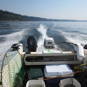 082414 Edmonds - Heading home after getting our 2-person limit.