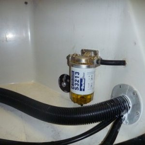 Media 'New filter installed and it does have the new green oring separating the see thru bowl from the filter module.' in album 'IMG 2405'