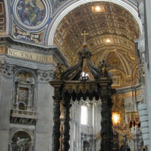 InsideStPetersBascillica