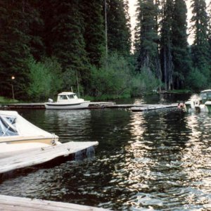 (C-Bill) Odell Lake, OR - 16 ft C-Dory @ Distant Dock