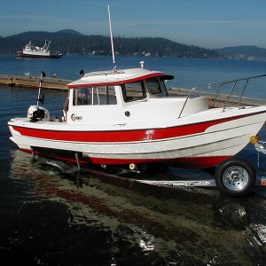 Les launching C-Fisher for first run at Cornet Bay