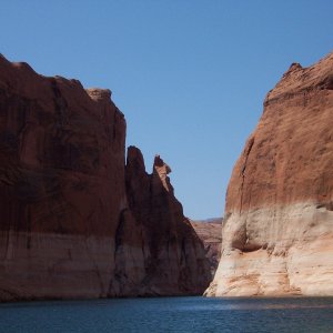Media 'Mon 4/22 Canyon with no name opposite Davis Gulch' in album 'Fri 4/19 Somewhere between The Rincon and Oak Canyon'