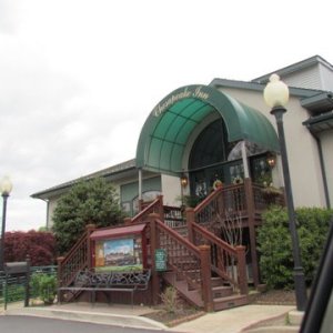 Cheasapeake Inn in Chesapeake City on the C&D canal which connects Delaware Bay to the Chesapeake Bay