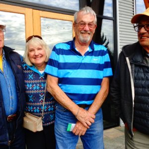 Media 'Joe, Patti & Barry, and Roger' in album 'Friday afternoon H-Dock'