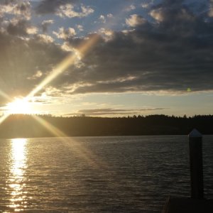 Media 'Poulsbo sunset' in album 'Friday afternoon'