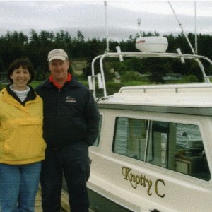 {R/J}: Dee & Don (KNOTTY C)