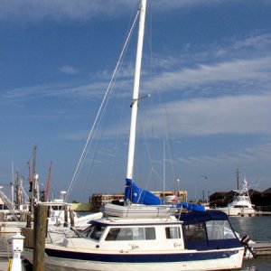 Mast up on the C-Dory!