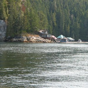 Echo Bay, East side