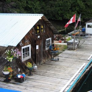 Shop building, Shawl Bay