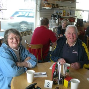 Media 'Sally and Dusty at Lunch' in album 'Charlie and Sally SBS 09'
