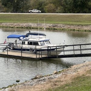 C-Traveler on the fishing pier at Roaring River Park
