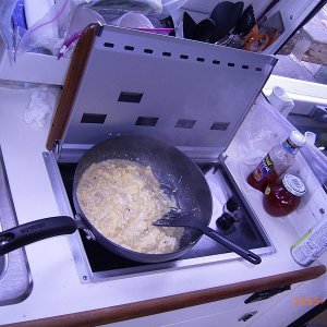 (Fishtales) Scrambled Eggs and Crab