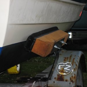 Mini bunks- Loads straight every time and keeps the boat from sliding back and forth on the road.