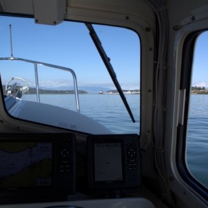 Further on, it was flat calm in Rosario Strait, Bellingham Channel, and here in Guemes Channel. Not bad for a forecast that was supposed to be up to 3 footers for the next 48 hours. Thanks again NOAA!