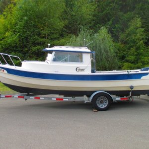 Media 'On the 1981 EZ Loader trailer' in album 'On the 1981 EZ Loader trailer'