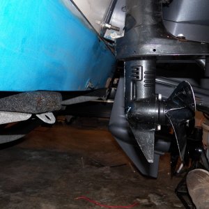 Media 'This is the attitude when the plastic clip isn't engaged, allowing the motor to easily swing up.' in album 'Suzuki 2.5 mounted on CD 16'