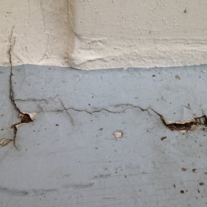 Media 'Crack Below Step' in album '2007 Transom Crack'